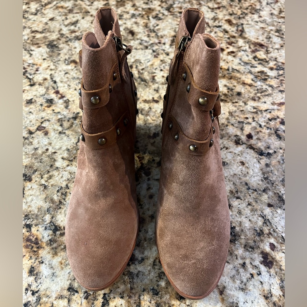 Nicole Shiri Boots Size 8.5 Honey Color New In Box - Picture 2 of 6